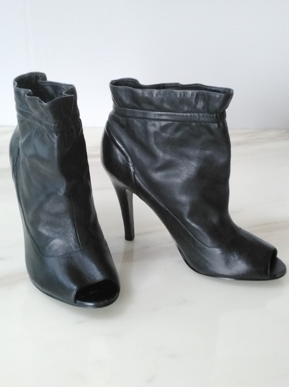 MARC FISHER Lambskin Leather Peep-Toe Band Cuff 4" Heel Ankle Boots Sz 7.5